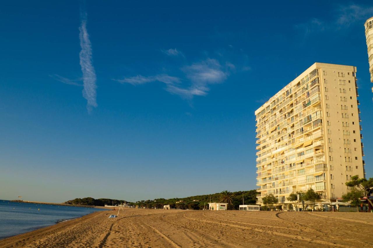 Coconut Beach Boutique Studio Platja d'Aro Exterior photo